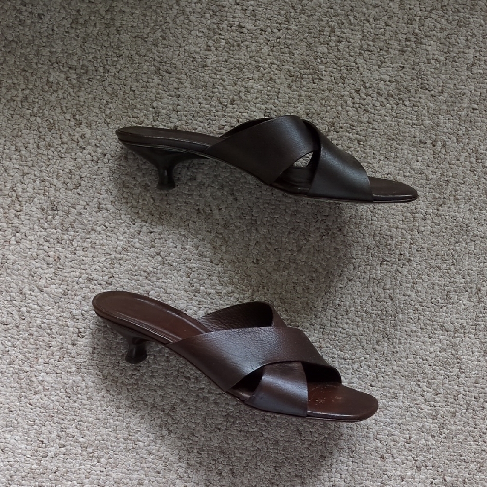 Donald J. Pliner Brown Leather Heels